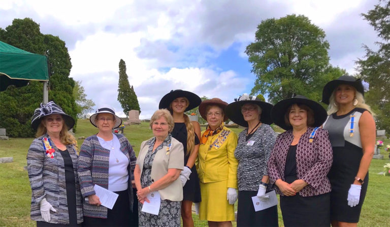 Grave marker dedication ceremony held for Batavia woman | The Clermont Sun