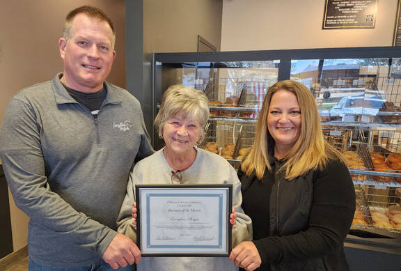 VVA 649 Recognizes Everything Bagels | The Clermont Sun